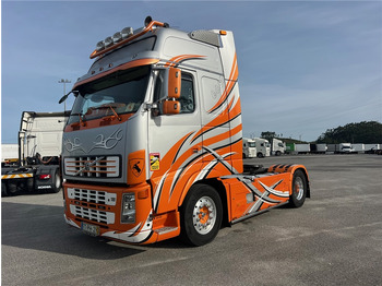 Tegljač VOLVO FH16