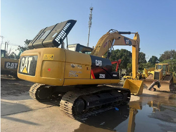 Bager guseničar CATERPILLAR 325D