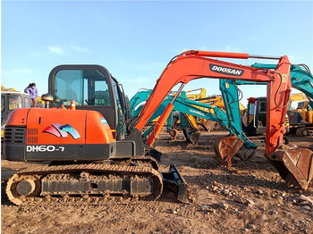 Mini bager DOOSAN DH60-7