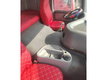 Istovarivač SINOTRUK HOWO
