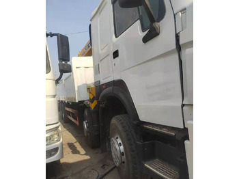 Istovarivač, Kamion sa dizalicom Howo 371: slika 5 Istovarivač, Kamion sa dizalicom Howo 371: slika 5