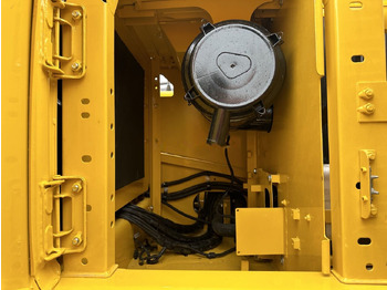 Bager guseničar KOMATSU PC220-8