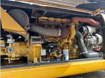 Bager točkaš CAT 318 D Powertilt: slika 3