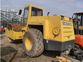 Kompaktor BOMAG BW217D-2: slika 2