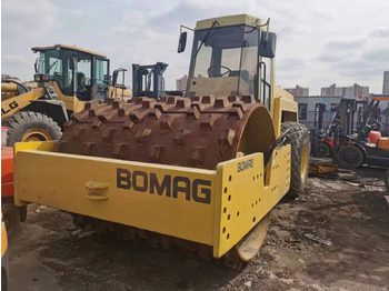 Kompaktor BOMAG BW217D-2: slika 4