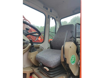 Bager točkaš DOOSAN DH150W-7: slika 4 Bager točkaš DOOSAN DH150W-7: slika 4