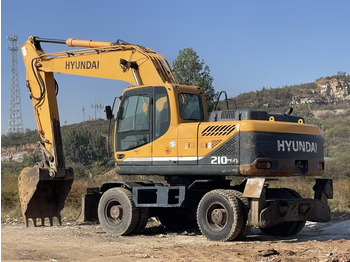 Bager točkaš HYUNDAI