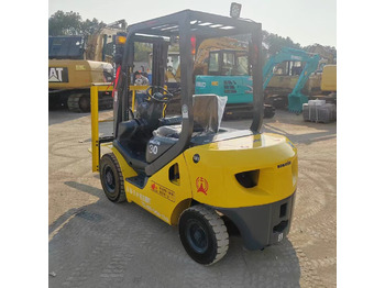 Dizel viljuškar KOMATSU FD30: slika 5
