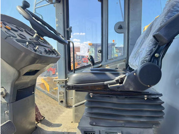 Valjak za puteve XCMG XS263J: slika 3 Valjak za puteve XCMG XS263J: slika 3