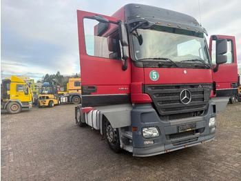 Tegljač MERCEDES-BENZ Actros 1841