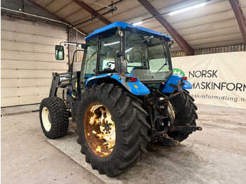 Traktor New Holland T5060: slika 3