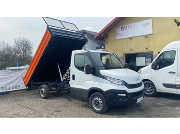 Dostavno vozilo istovarivač IVECO Daily