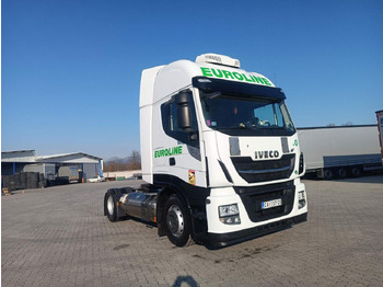 Tegljač IVECO S-WAY