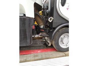 Autočistilica Bucher CC 2020: slika 4