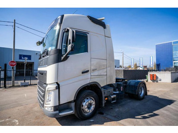 Tegljač VOLVO FH