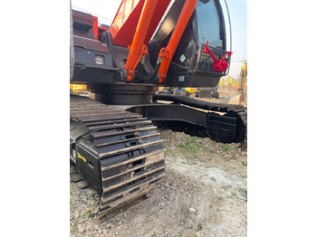 Bager guseničar Hitachi ZX 210: slika 5