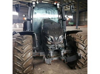 Traktor Valtra G, 135, Versu: slika 2