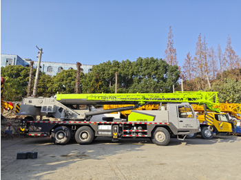 Pokretni kran ZOOMLION ZTC250V