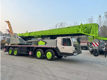 Pokretni kran ZOOMLION ZTC700V