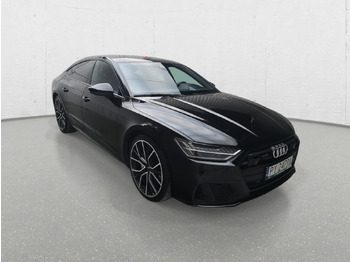 Automobil AUDI
