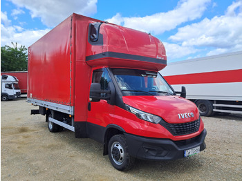 Dostavno vozilo sa ceradom IVECO Daily