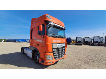 Tegljač DAF XF 460