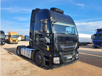 Tegljač IVECO