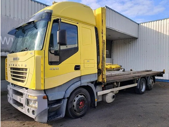 Kamion sa ceradom IVECO Stralis