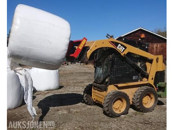 Mini utovarivač CATERPILLAR 216