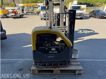 Valjak 2017 Atlas Copco LG504 Vibroplate / 500kg: slika 2