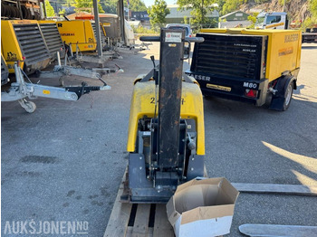 Valjak 2017 Atlas Copco LG504 Vibroplate / 500kg: slika 4