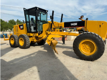 Grejder CATERPILLAR 140H