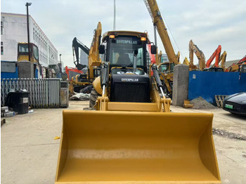Bager utovarivač CATERPILLAR 420F2