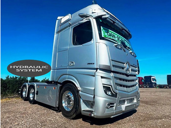Tegljač Mercedes-Benz Actros 2653 Special Interior. 6x2 3250mm weelbase. Air / Air suspension. hydr. syatem. Invertor. Micro wave.: slika 2