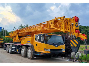 Pokretni kran XCMG QY55KC