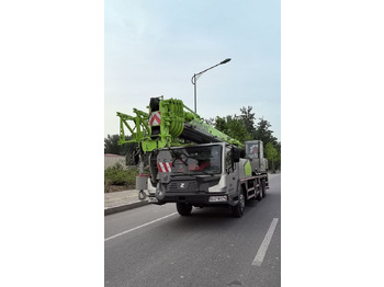 Pokretni kran ZOOMLION ZTC250