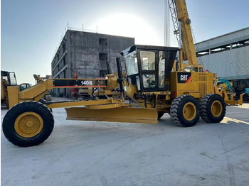 Grejder CATERPILLAR 140K