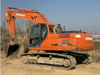 Bager guseničar DOOSAN DX225LC