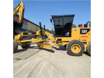 Good Condition Used machinery CAT 140k Motor Grader used original cat 140k hydraulic grader on hot sale Good Condition Used machinery CAT 140k Motor Grader used original cat 140k hydraulic grader on hot sale: slika 1