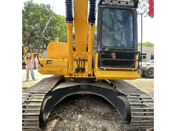 Bager guseničar KOMATSU PC130