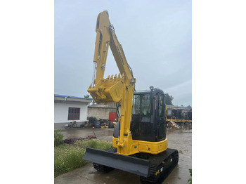 Mini bager KOMATSU PC55
