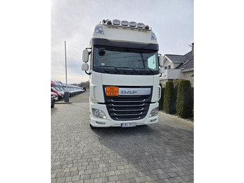 Tegljač DAF XF 460
