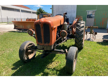 Traktor FIAT 411R: slika 2