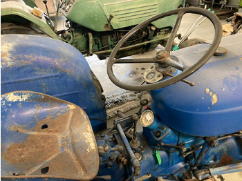Traktor SUPER DEXTA FORDSON: slika 2