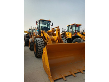 Utovarivač točkaš CATERPILLAR 966H