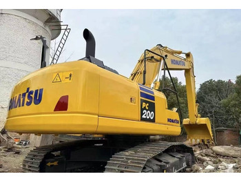 Bager guseničar KOMATSU PC200-8