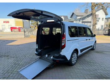 Automobil FORD