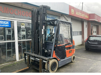 Električni viljuškar TOYOTA FBMF 35