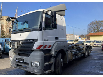 Kamion sa hidrauličnom kukom MERCEDES-BENZ Axor 2543