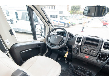 Interior photo 1: Alkoven kamper Elnagh baron 20